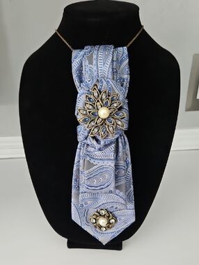 Blue Paisley Necktie Necklace with Decorative Pearl and Blue Rhinstone Brooch